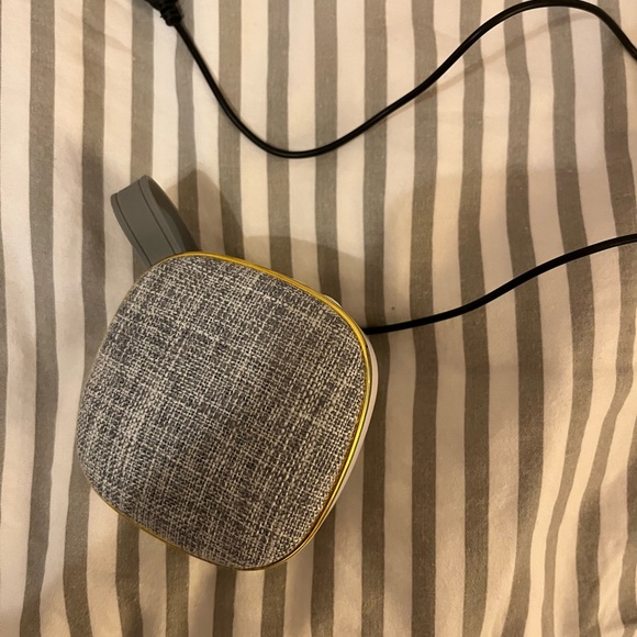 LSTN Sound Co Wireless Speaker - Picture 4 of 5